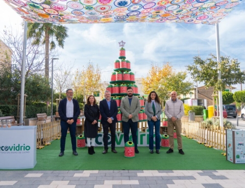 Ecovidrio impulsarà el reciclatge d’envasos de vidre a Marratxí durant Nadal amb un arbre format per miniglús
